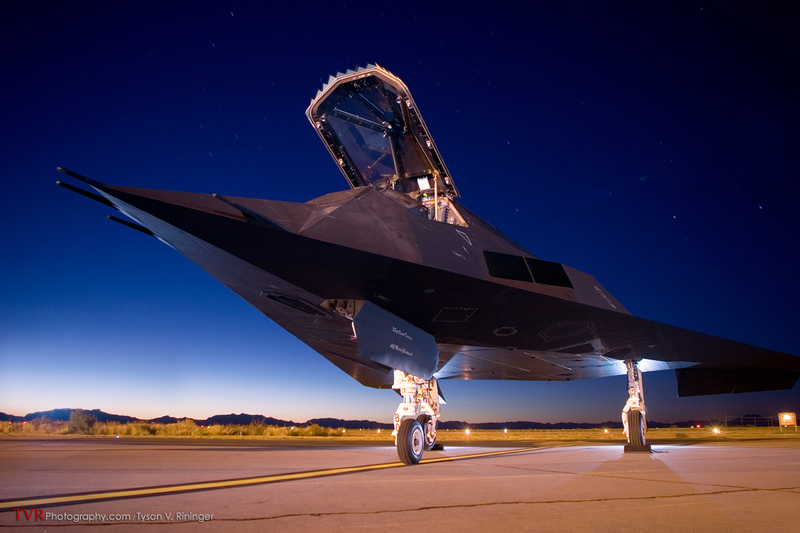 Illustration for article titled All These Jaw-Dropping Airplane Images Were Taken By This Flying Photog